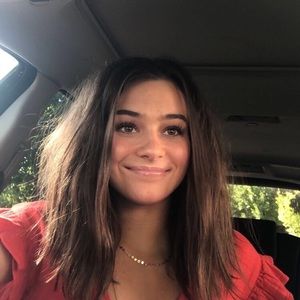 Meet your Posher, Natalie